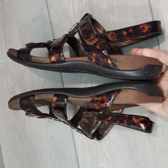 Vionic Women Amber Tortoise  Hook&loop Sandals shoes sz 8 - Picture 10 of 13
